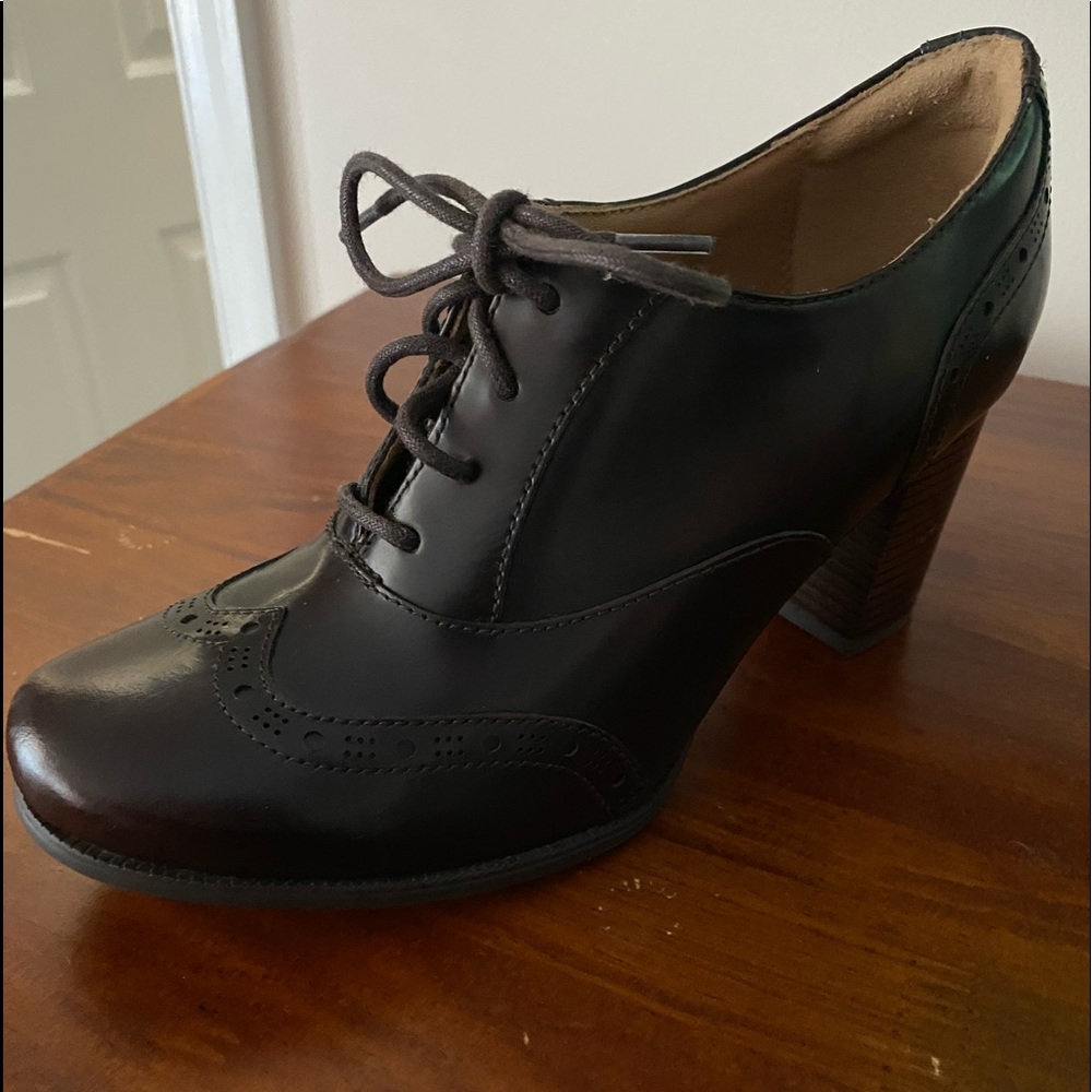 Clarks lace up bootie
